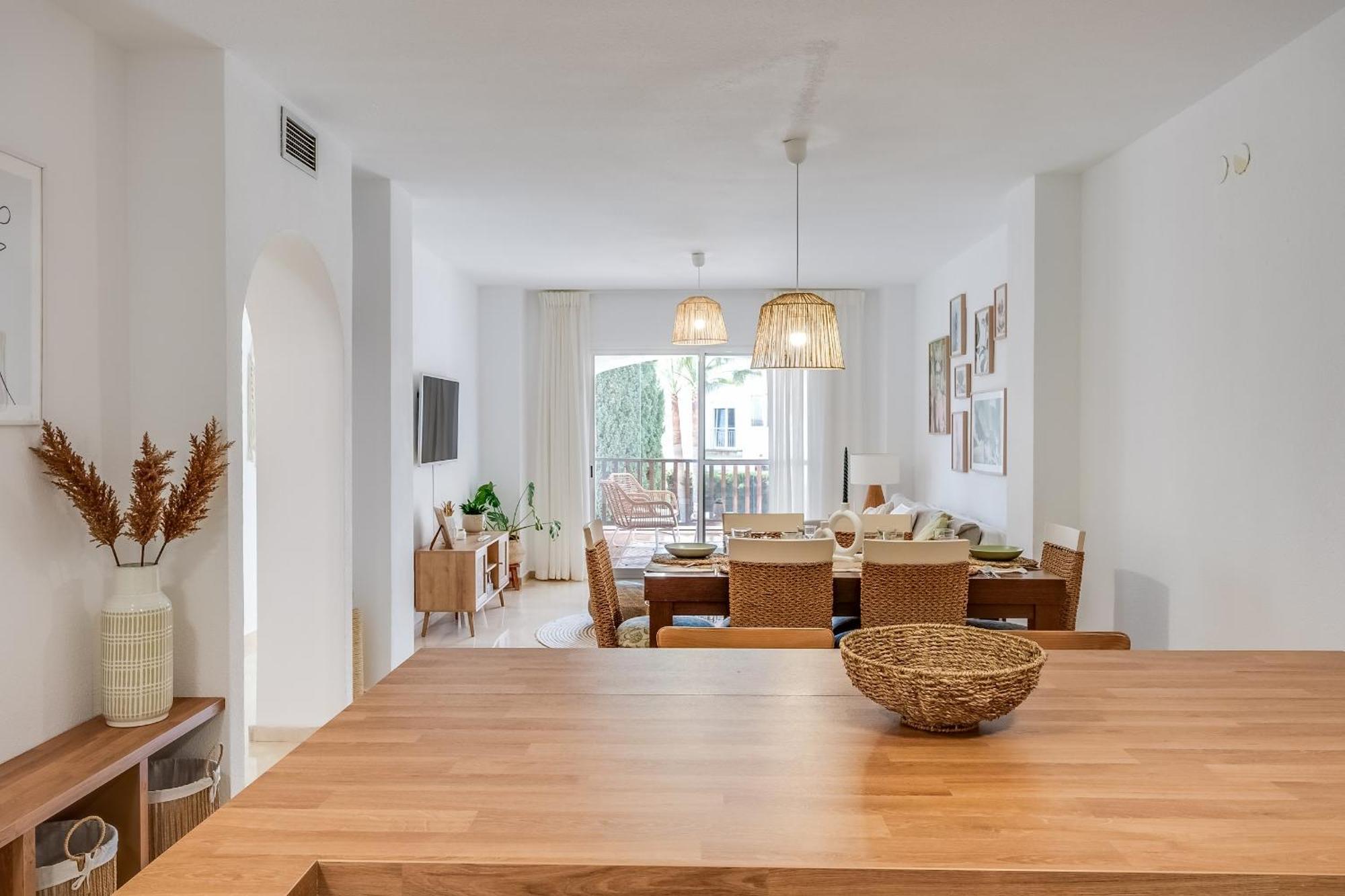 Gezellig Stijlvol Appartement Dichtbij Het Strand 에스테포나 외부 사진